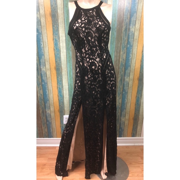 Xtraordinary Black/Nude Lace Dress - Picture 3 of 5